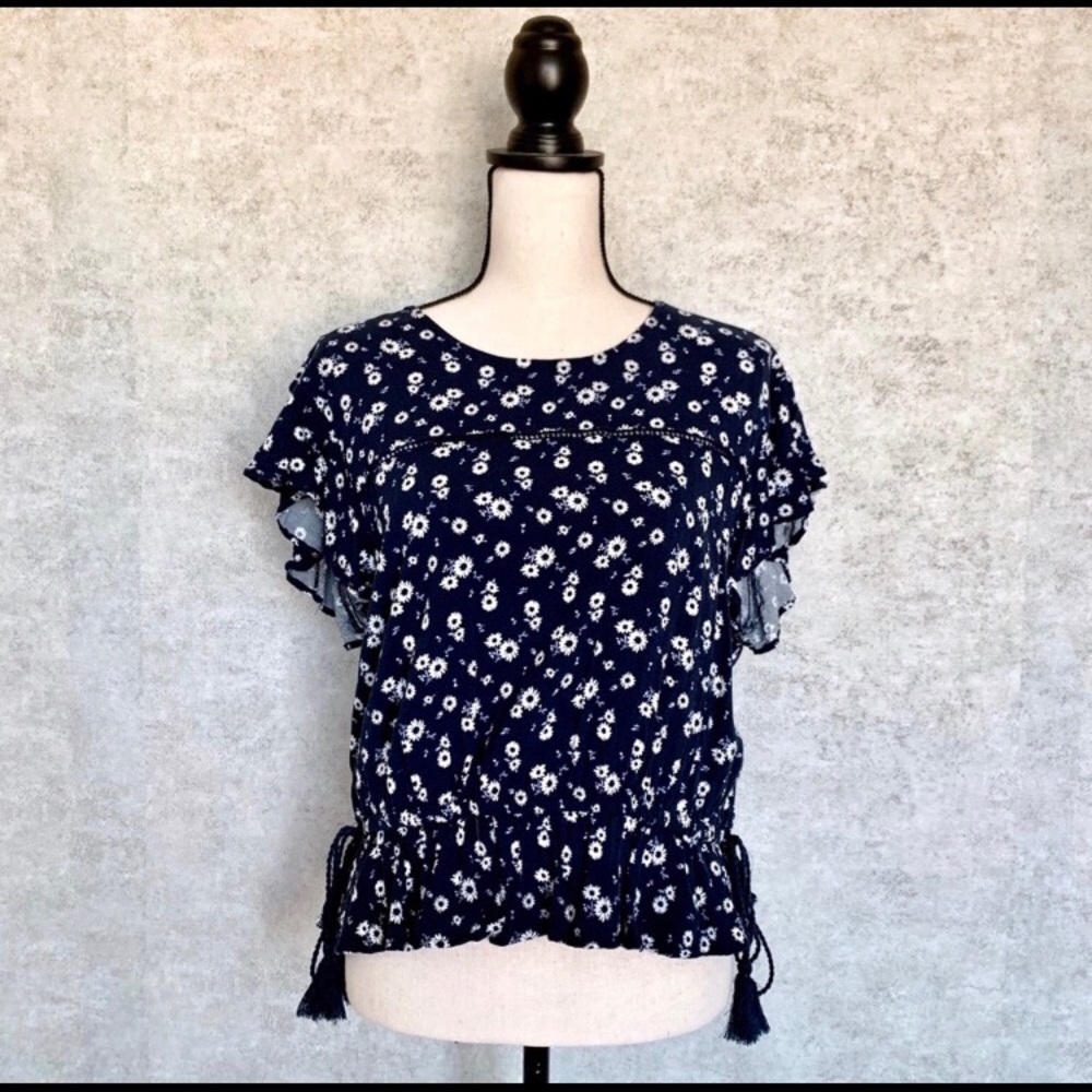 Xhilaration navy blue and white floral smocked top
